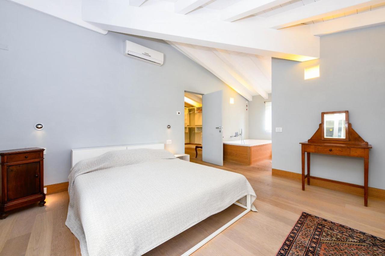 Fantoni Loft Apartment Salò Екстериор снимка
