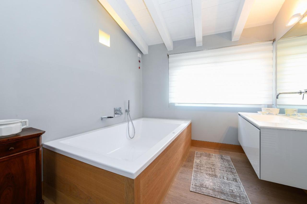 Fantoni Loft Apartment Salò Екстериор снимка